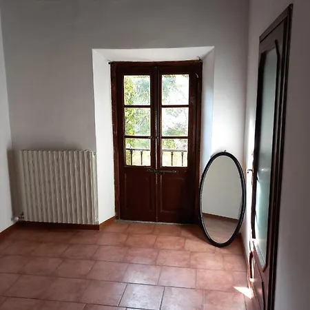 Casa Di Ringhiera *